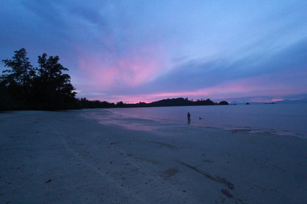 Chalee Tropicana Bungalow Koh Phayam Luaran gambar